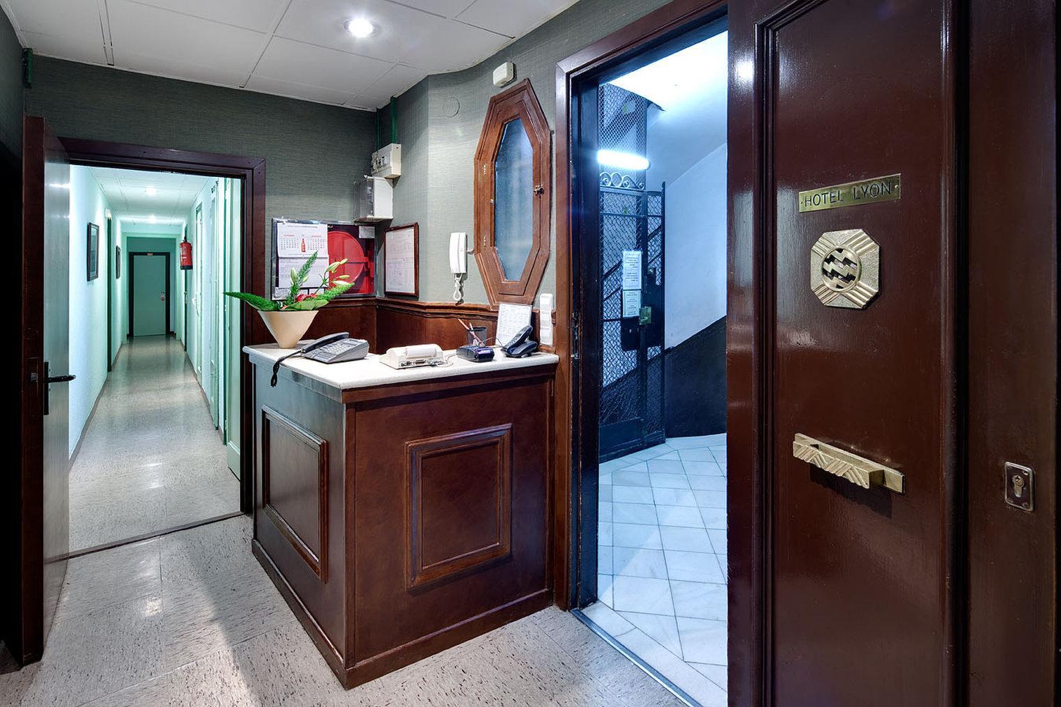 Hotell Lyon *
